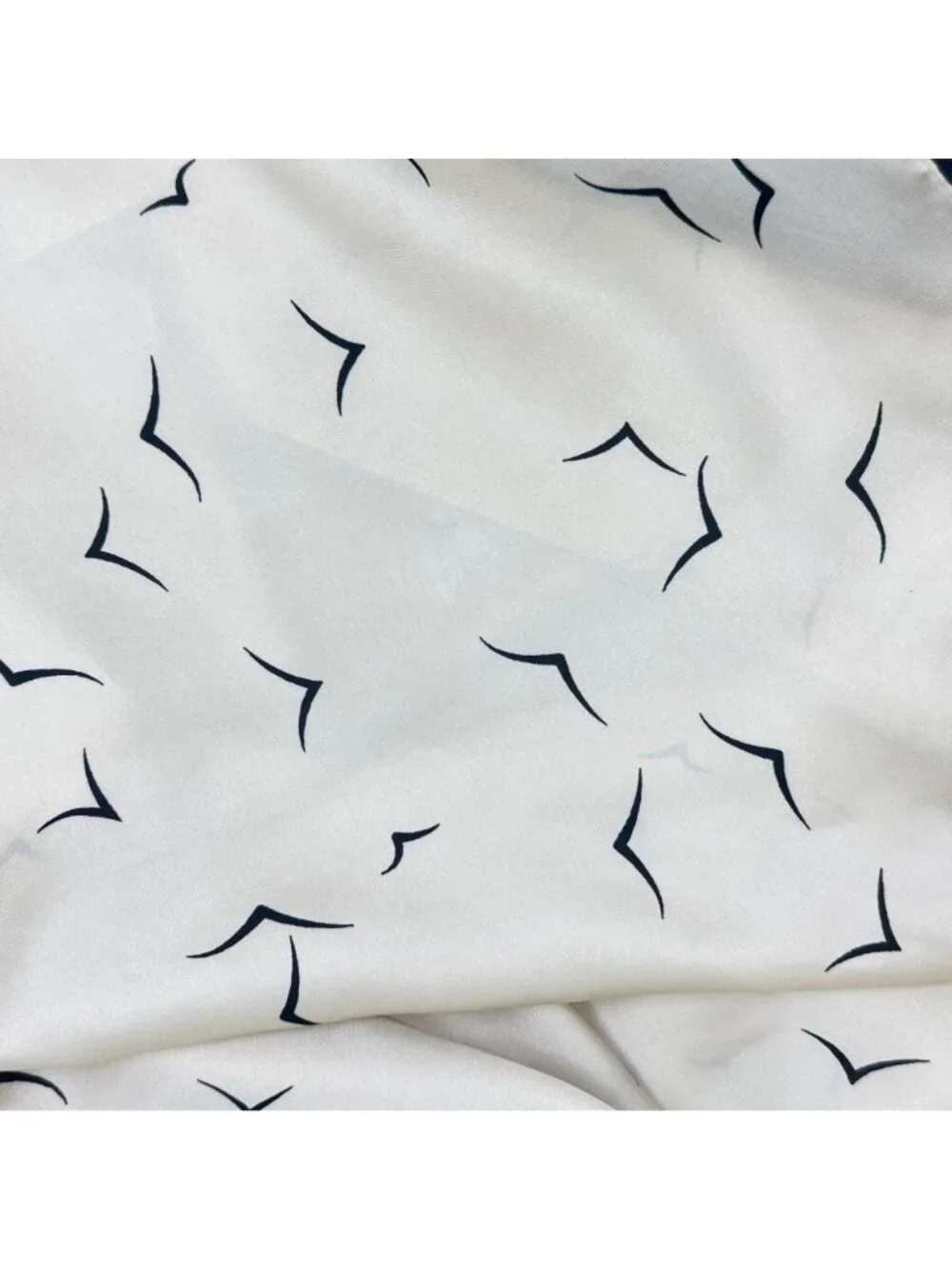 Unbranded ✨cream silky